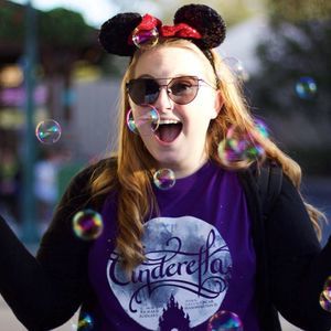 Meet your Posher, Elena